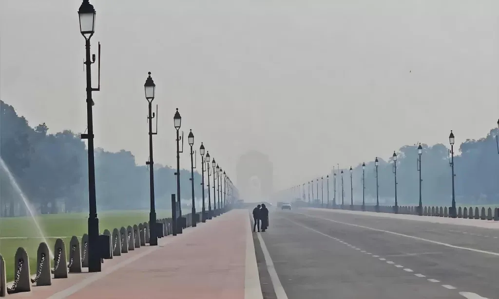 Delhi's Air Quality Declines to 'Very Poor' as Pollution Rises