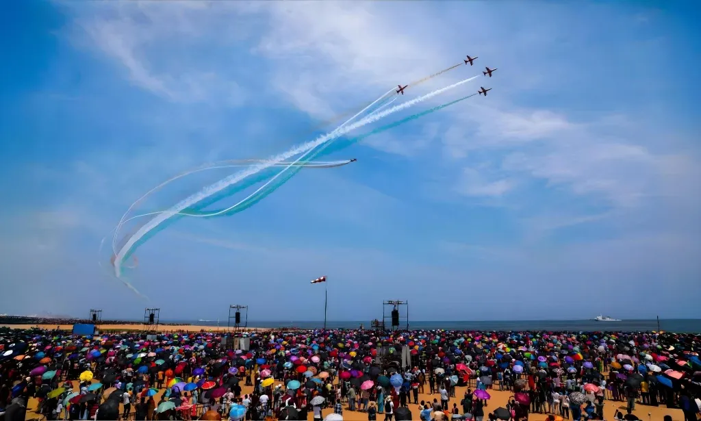 Tragedy Strikes Chennai Airshow as Five Spectators Die