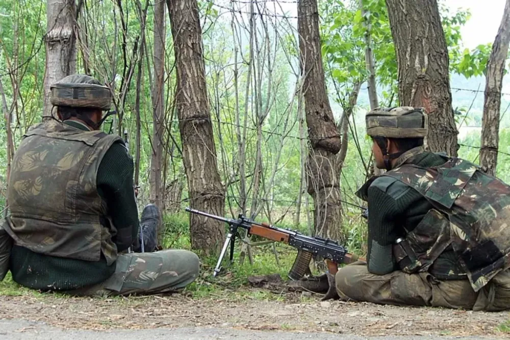 Terrorists Attack Army Vehicles in Akhnoor, J&K: Anti-Terror Operations Underway post image