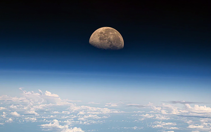 NASA Astronaut’s Stunning Photo of Moon Setting Over Pacific Goes Viral post image